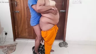 I fucked my indian friend priya aunty while cleaning room - Clear hindi Audio