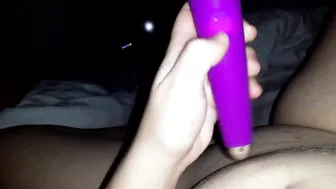 Girl jerking off her wet pussy while I can't see!