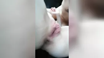 licking a cute teen in my backseat