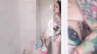 Pedazodchicle masturbates in the shower PART II