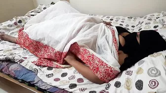 Apni beta ki patni se sasur ne ki bistar par chudai majboor - Indian Hindi Sex