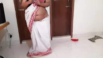 Sasur bahu ko akele khali kamre mein mast chodta hai - Hidni Sex