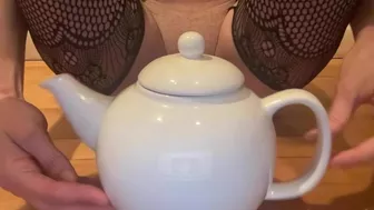 Adventurous of a lonely kinky pussy. I know I'm crazy. This kettle made me cum