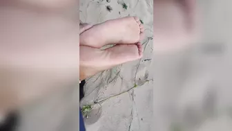 Amatuer fuck asian at the beach