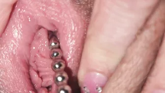 A little peehole play to turn you on