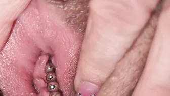 A little peehole play to turn you on