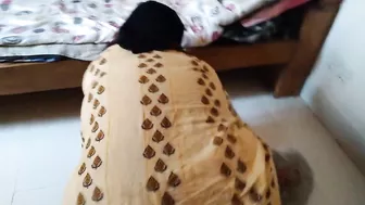 (naukrani ko ghar ki safai karte samay malik jabardasti chudai) Indian Maid Has Hard fuck With Boss - Clear Hindi Audio