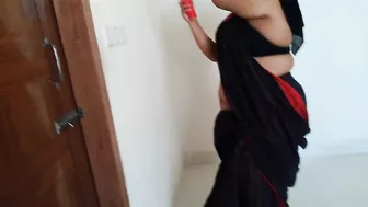 Desi Tamil Big Tits Hot granny Ka Thapa Thap chudai Majbore Appa Beta (Indian 60y Old granny fucked while she Cleaning)