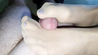 Girlfriend's First Footjob POV