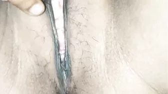 Desi self masturbating pussy