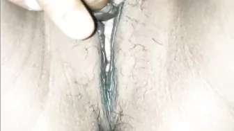 Desi self masturbating pussy