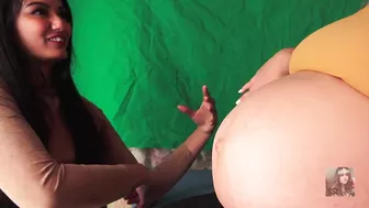 Belly Rub the Stretch Marks (Pregnant Fetish)