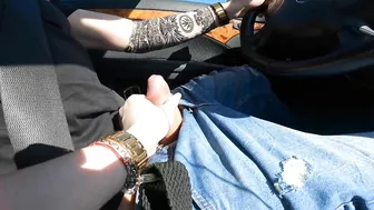 I made Him CUM While He Driving CUMSHOT And Nice Feeling !!