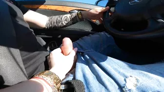 I made Him CUM While He Driving CUMSHOT And Nice Feeling !!