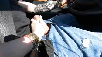 I made Him CUM While He Driving CUMSHOT And Nice Feeling !!