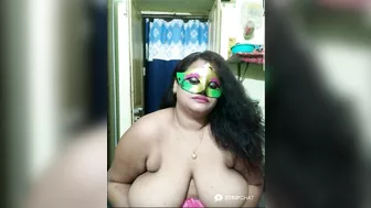 Desi indian My hot sexy topless nude with big hanging boobs fat chubby ass nude topless Desi Indian bhabhi wife chudai