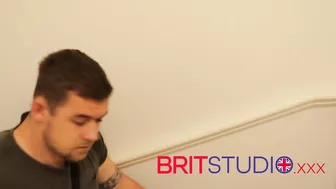 British 18 Year Old Schoolgirl Gives Her StepBrother A Blowjob And Swallows