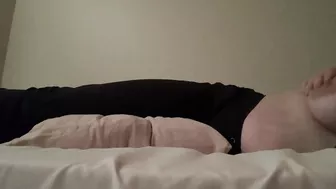 Pillow humping & cumming & moaning