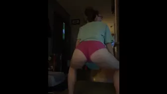 Twerk tease ????