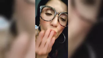 中国熟女好享受手淫自慰。