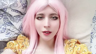 E-girl Begs You To Cum All Over Her Face