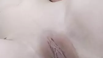 I have a crazy desire to see if this new dildo enters my pussy since I have it very closed and it hurts a little