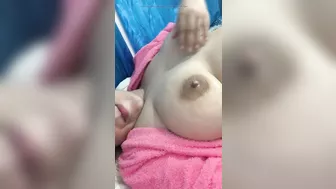 Bounce big tits full milk yummy yummy