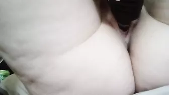 Putting objects in my pussy to get off