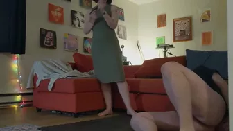 "How much longer?" Ballbusting 5 Minutes with Princess Tee