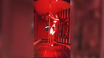 Pole dancing