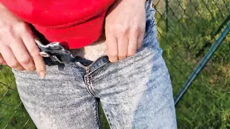 mom peeing outdoors - nice pussy