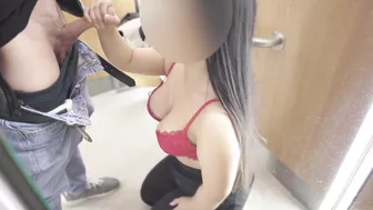 Unexpected blowjob in Shopping Mall Changing Room