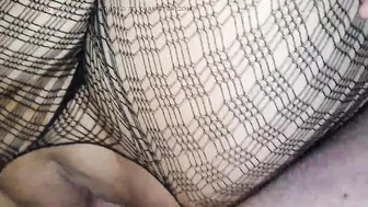 Amateur wife in black fish net gets cum on her sexy ass