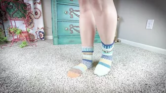 Just me taking off my socks for you!