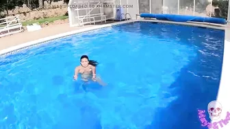 Follower touches my pussy in the public pool