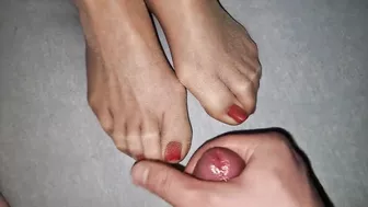 Cum on nylon red toenails