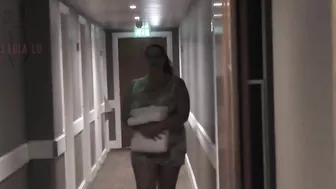 Hotel Maid gets a pussy full