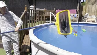 Onesie Wetlook in the Pool