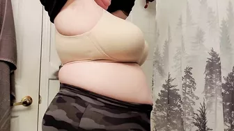 Beautiful curvy babe boob drop