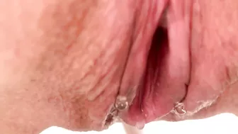 Taste the Pussy after Pissing. Lick and fuck my Pussy! Close-Up pissing Pussy.