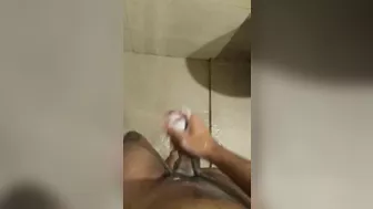 Paja espumosa en la ducha