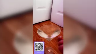 Milf Pisses Hard Into Glass