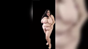 Sexy BBW MILF Poses in Microbikinis