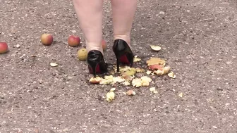 Crush fetish outdoors Fat legs in high heel shoes crush apples