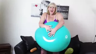 Mature Big Balloon Popping Fetish