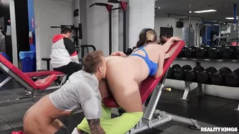 Gym Pervert Gets Lucky Reality Kings