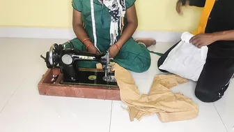 Tailor wali customer k land dhak k Hui deewani