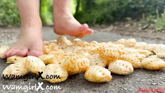 Foot Crushing Crisps