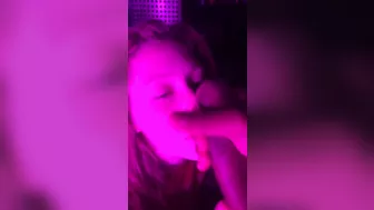 SLOPPY WET???? HEAD FROM SEXY WHITE GIRL ENDING IN CUM ALL OVER HER FACE