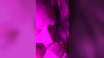 SLOPPY WET???? HEAD FROM SEXY WHITE GIRL ENDING IN CUM ALL OVER HER FACE